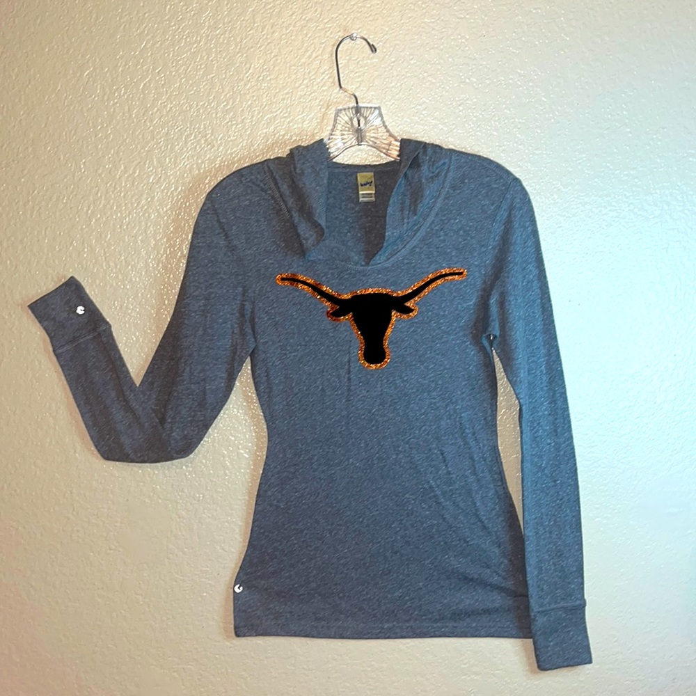Kavio: long sleeve
